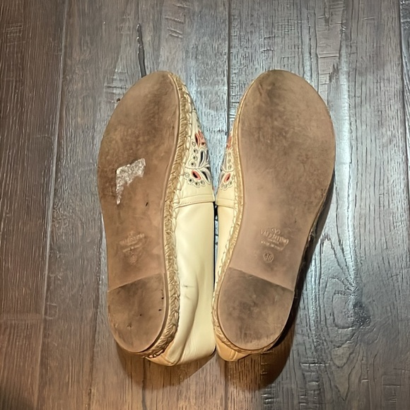 Valentino Off White Embroidered Cut Out Leather A Jour Flat Espadrilles - Picture 4 of 5